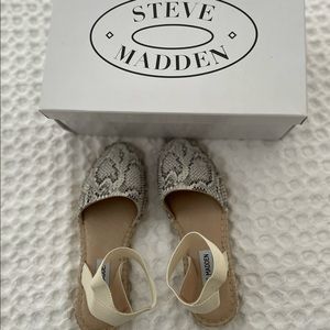 NEW - Steve Madden Marlene espadrille flat sandals